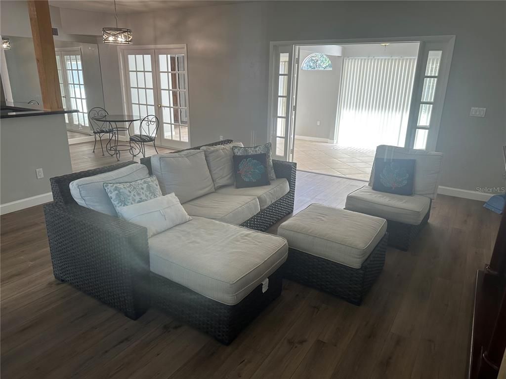 Interior, Living room, Pendant Lights, Wood Texture Flooring