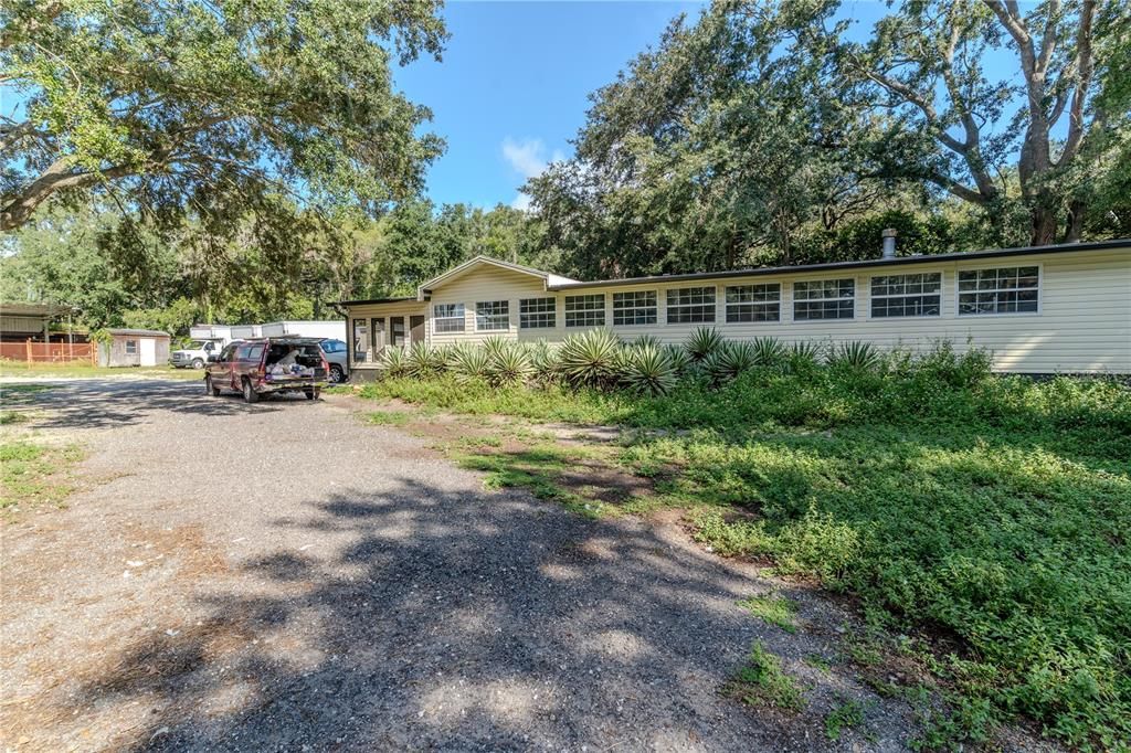 Backyard, Exterior