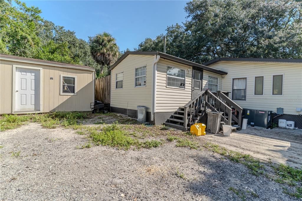 Backyard, Exterior