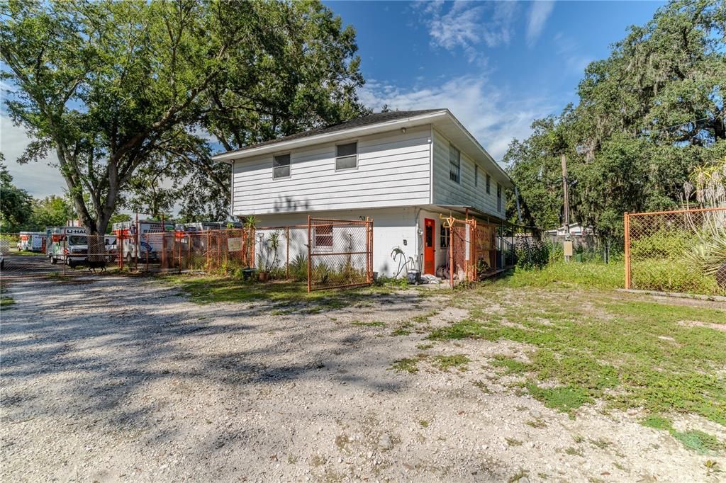Backyard, Exterior