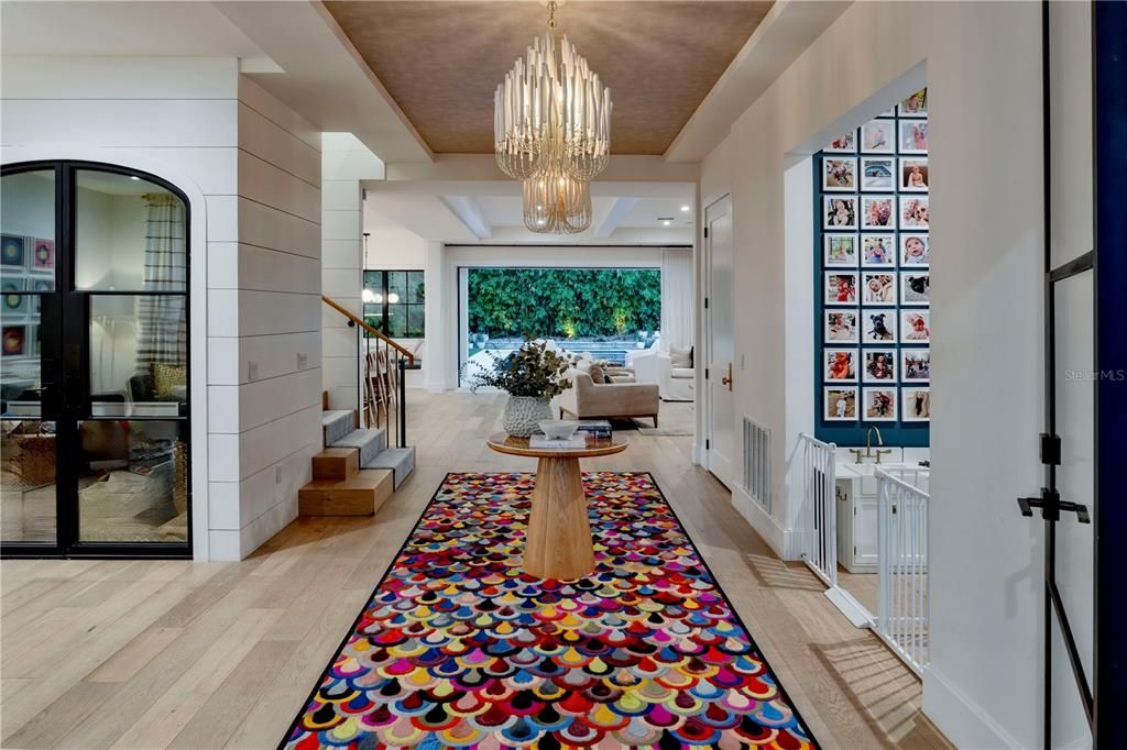 Chandelier, Interior, Living room, Recessed Lighting, Wood Texture Flooring