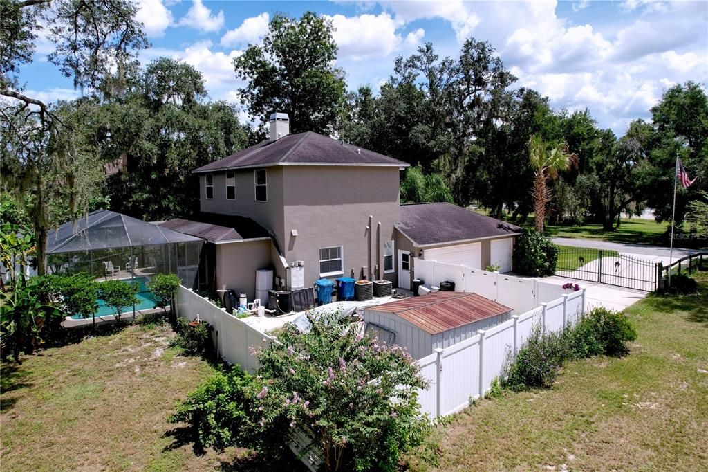 Backyard, Exterior