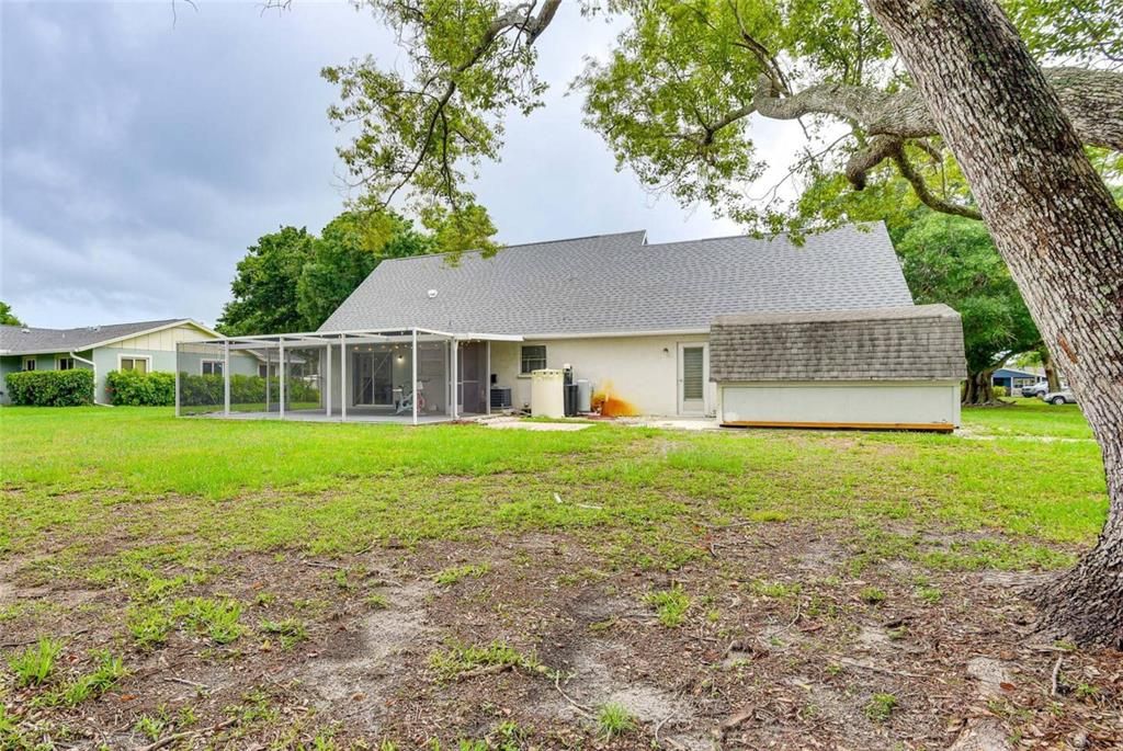 Backyard, Exterior