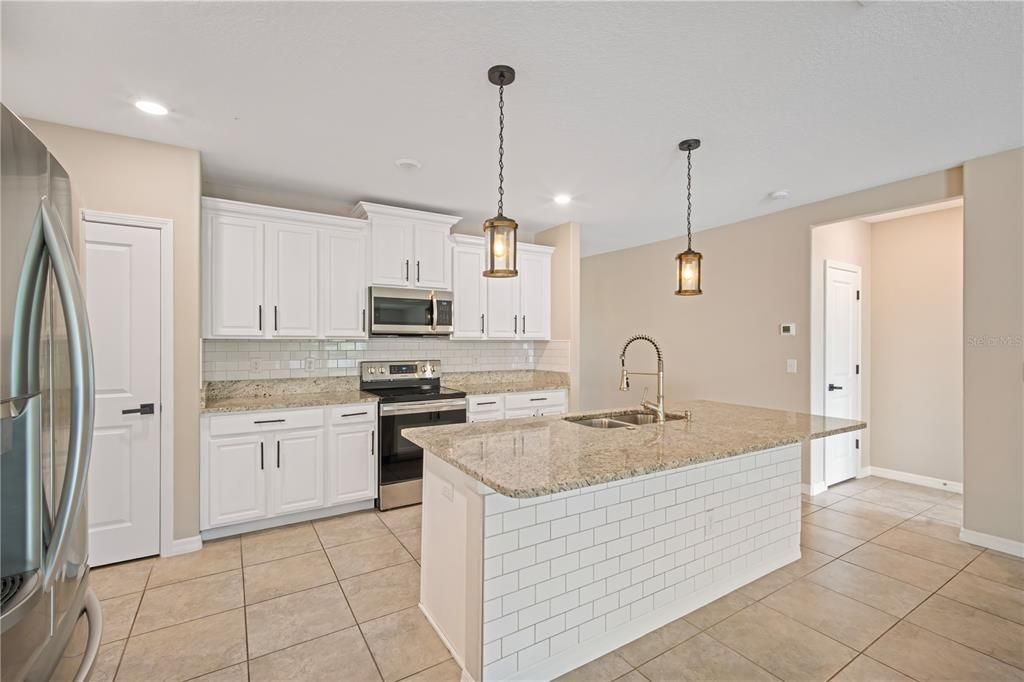 Interior, Kitchen, Pendant Lights, Recessed Lighting, Stainless Steel Appliances