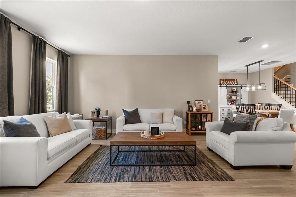 Dining room, Interior, Living room, Pendant Lights, Recessed Lighting, Wood Texture Flooring