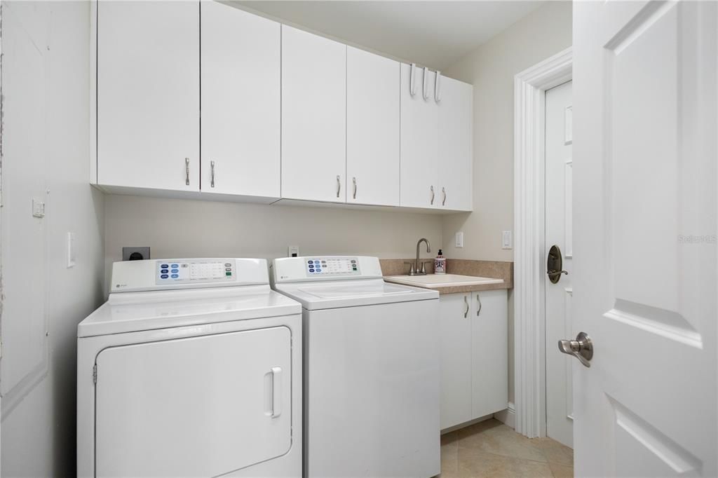Interior, Washer