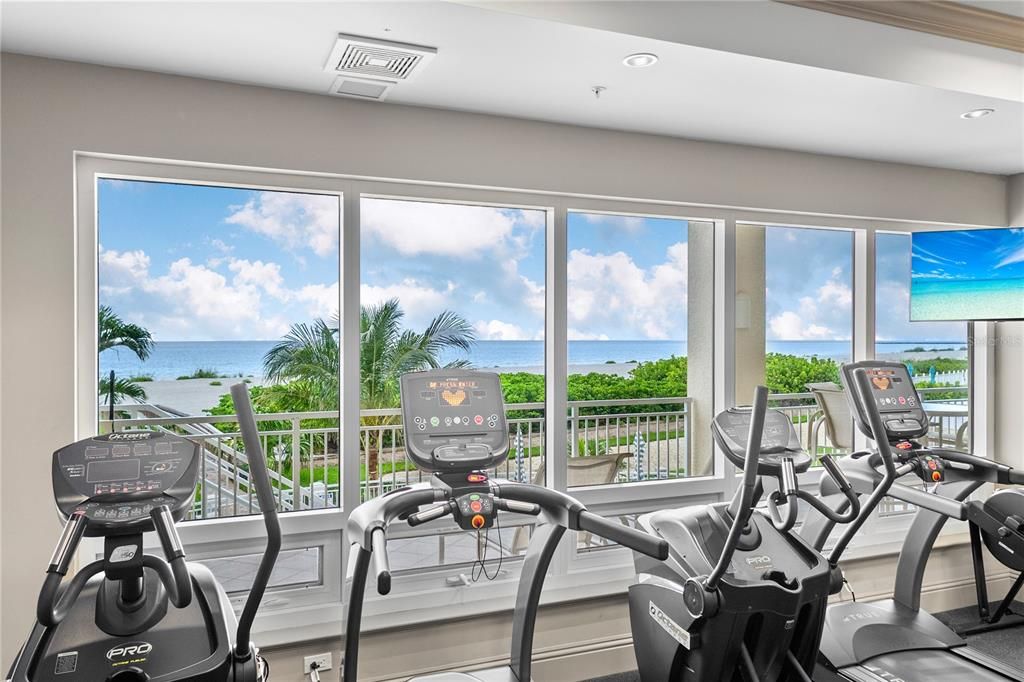 Fitness Equipment, Interior, Recessed Lighting, Water