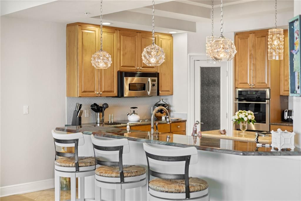 Interior, Kitchen, Pendant Lights, Recessed Lighting, Stainless Steel Appliances