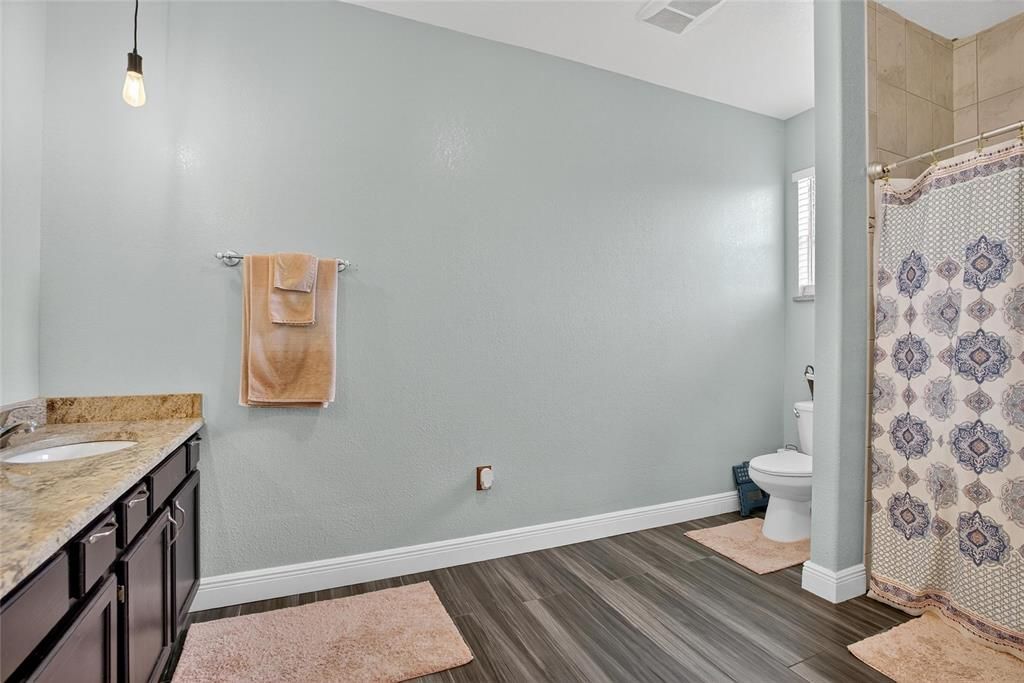 Bathroom, Interior, Pendant Lights, Wood Texture Flooring