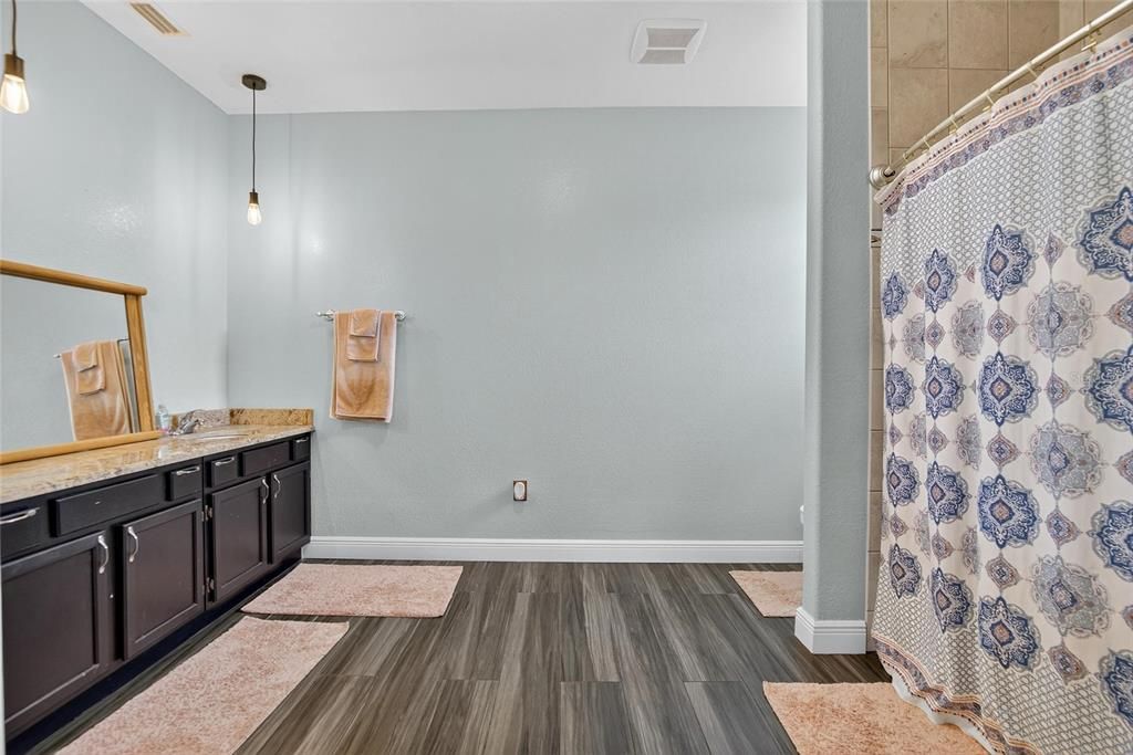 Interior, Pendant Lights, Wood Texture Flooring