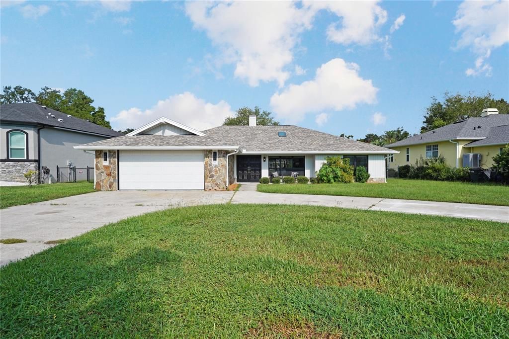 Attached, Backyard, Exterior, Facade, Ranch