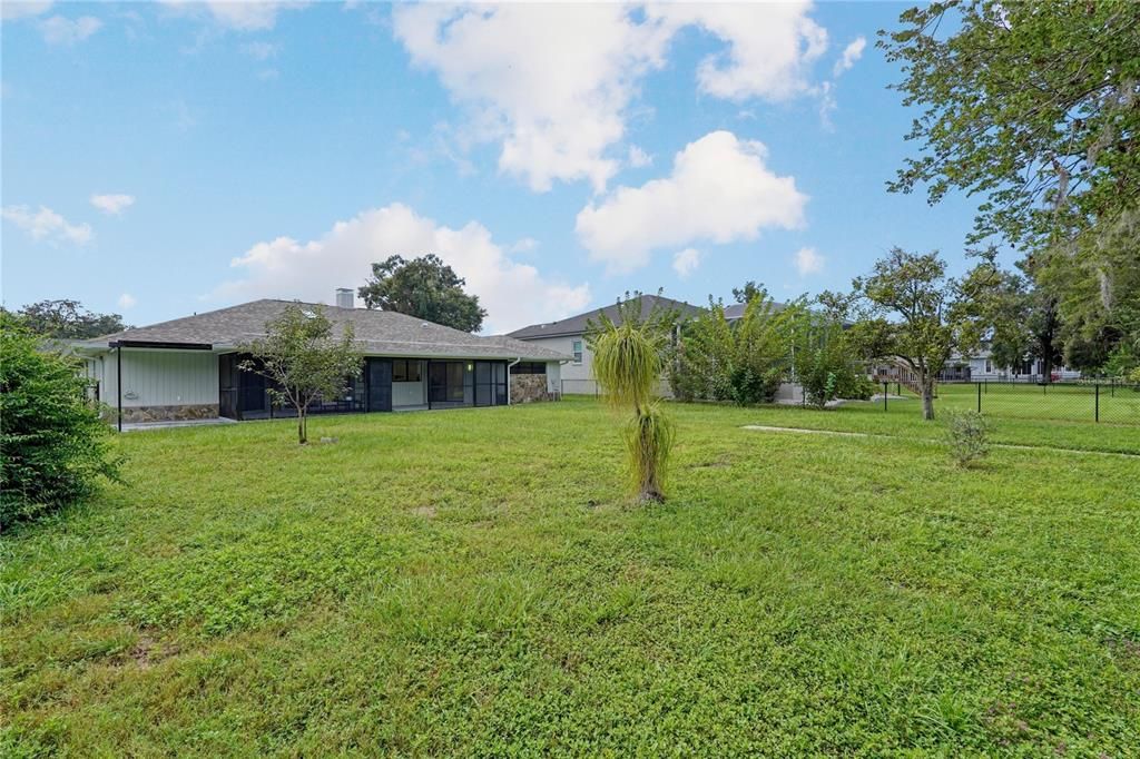 Backyard, Exterior