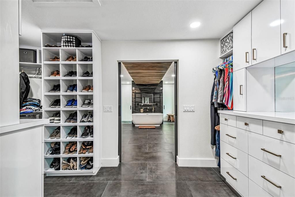 Interior, Recessed Lighting, Walk-in Closets
