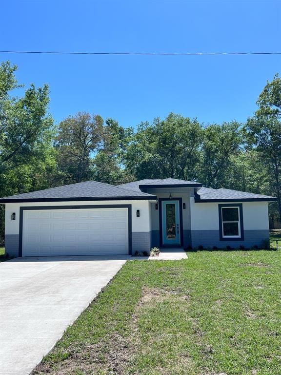 Attached, Exterior, Facade, Ranch