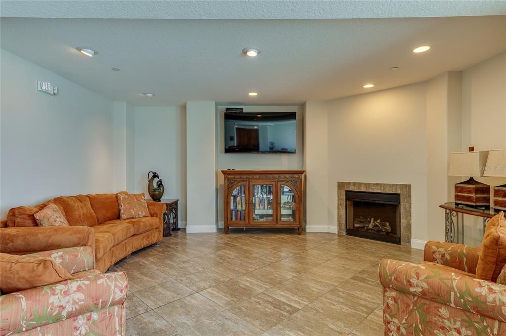 Fireplace, Interior, Living room, Recessed Lighting
