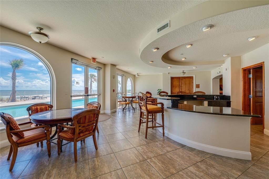 Dining room, Interior, Kitchen, Recessed Lighting, Water