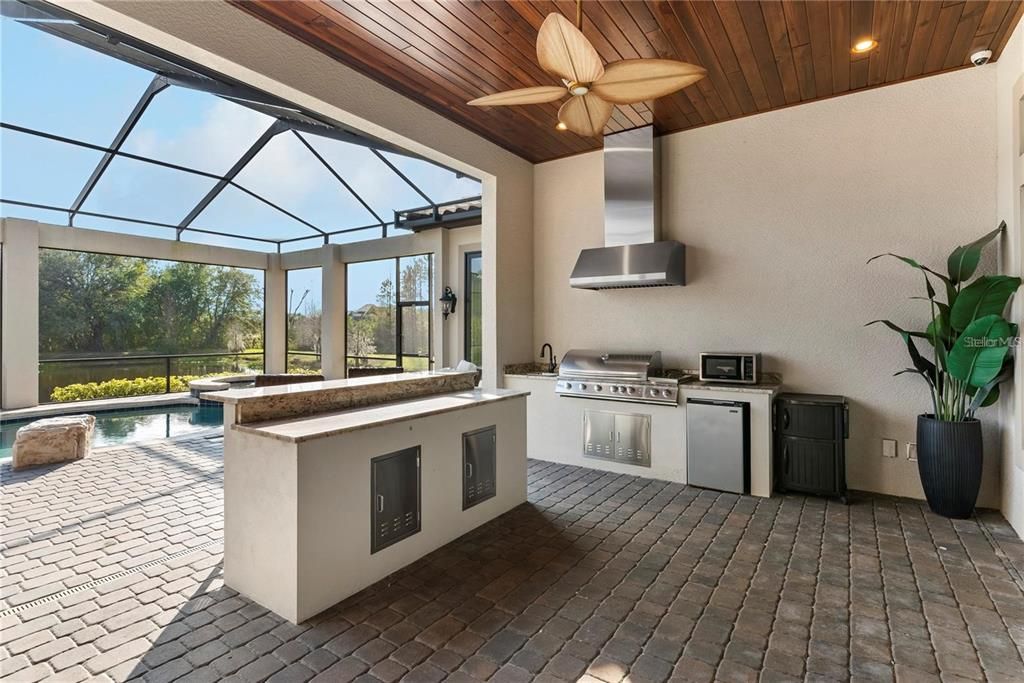 Glass Ceilings, Interior, Pool, Recessed Lighting, Stainless Steel Appliances, Sun Room, Wooden Ceilings