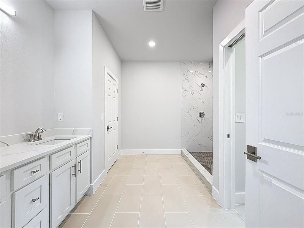 Bathroom, Interior, Marble Walls, Recessed Lighting