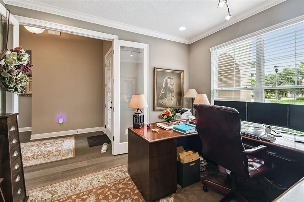 Home Office, Interior, Recessed Lighting, Wood Texture Flooring