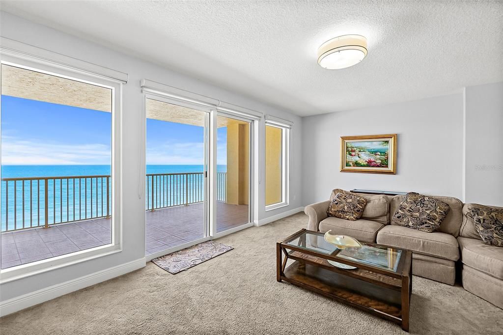 Interior, Living room, Water