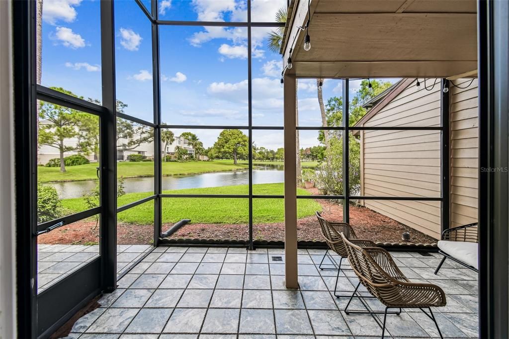 Interior, Sun Room, Water