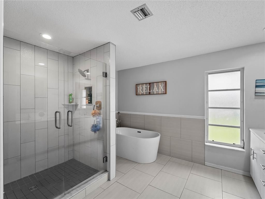 Bathroom, Free Standing Baths, Glass Shower, Interior, Recessed Lighting