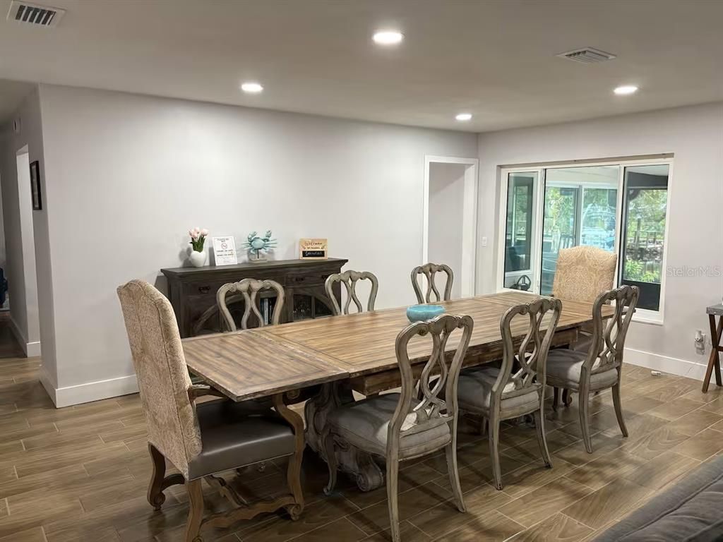 Dining room, Interior, Recessed Lighting, Wood Texture Flooring