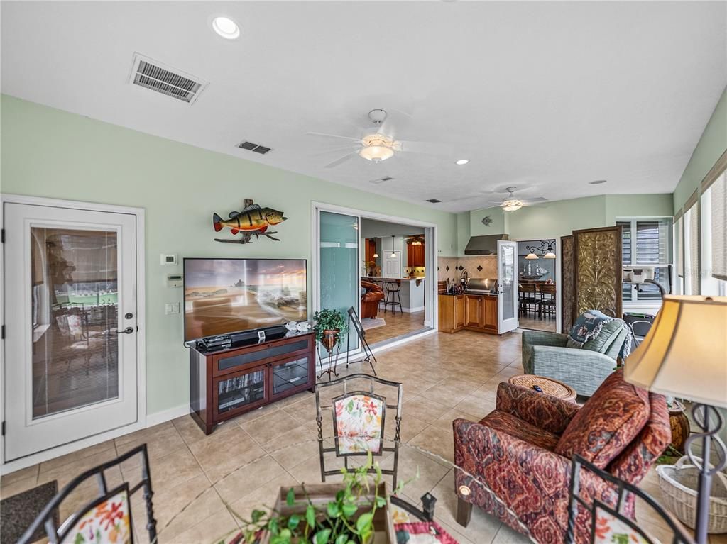 Interior, Kitchen, Living room, Recessed Lighting