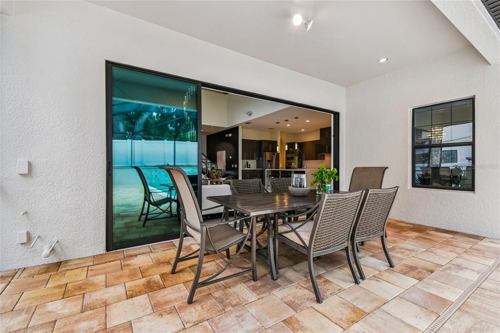 Dining room, Interior, Kitchen, Recessed Lighting