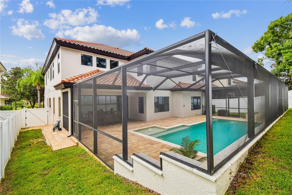 Exterior, Pool