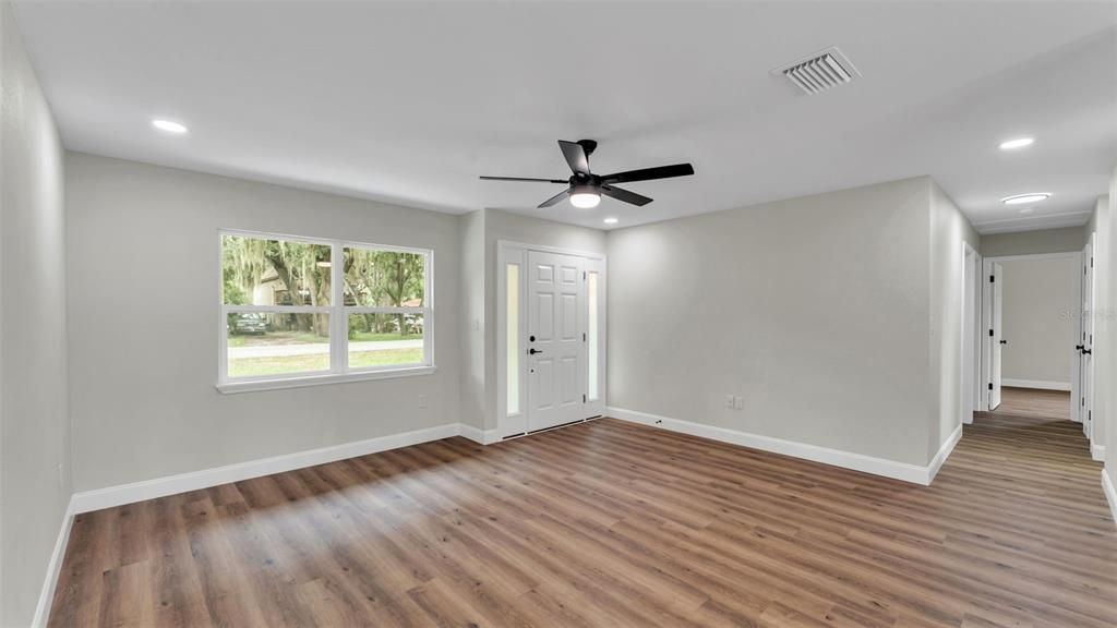 Empty room, Interior, Recessed Lighting, Wood Texture Flooring