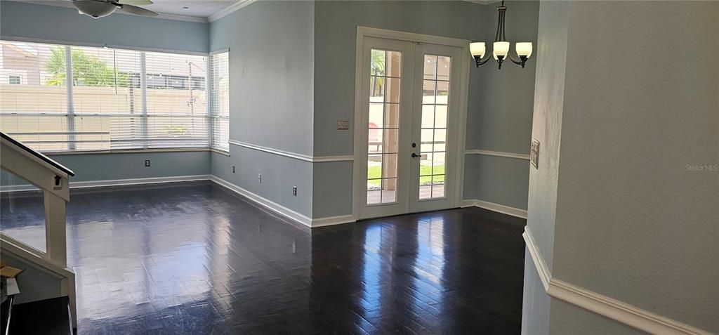 Chandelier, Empty room, Interior, Wood Texture Flooring