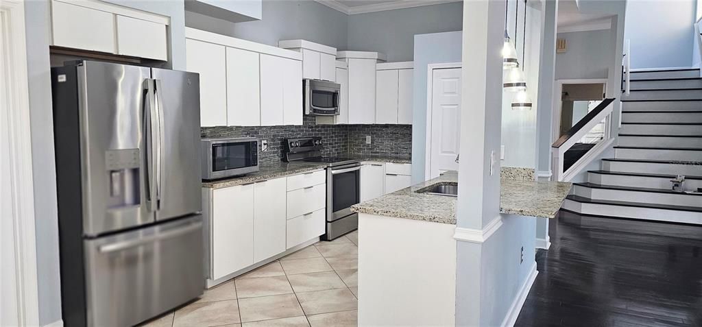 Interior, Kitchen, Stainless Steel Appliances, Wood Texture Flooring