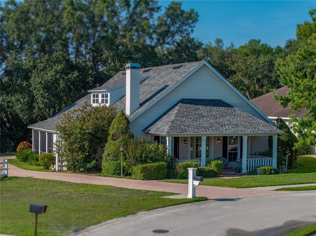 Exterior, Facade, Ranch