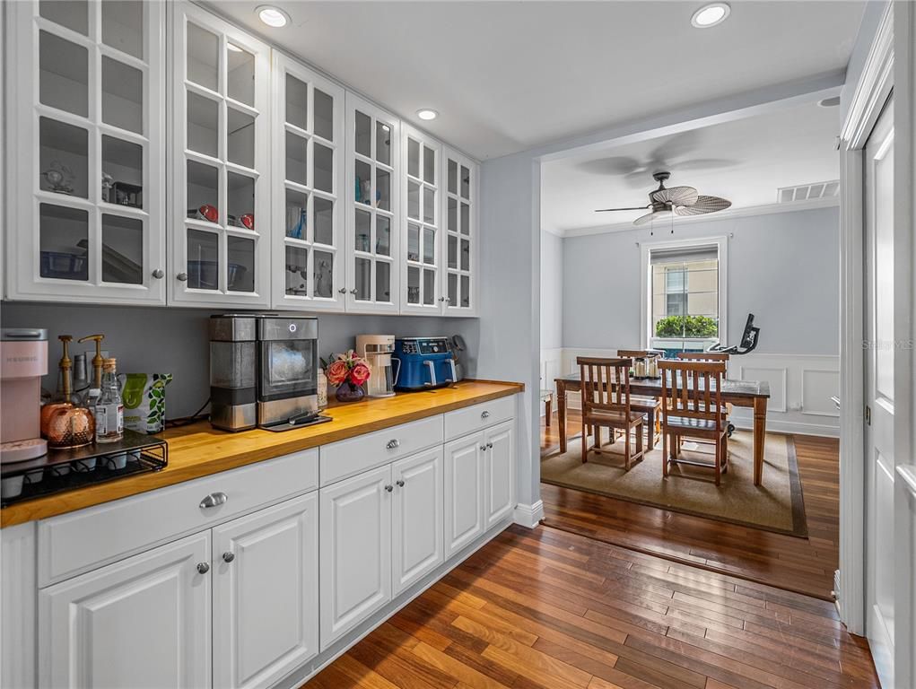 Dining room, Interior, Recessed Lighting, Wood Texture Flooring