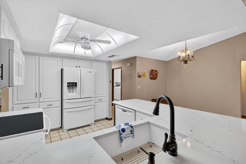 Chandelier, Interior, Kitchen