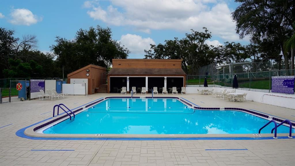 Exterior, Pool