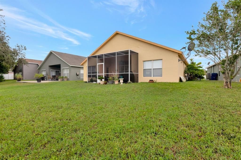 Backyard, Exterior