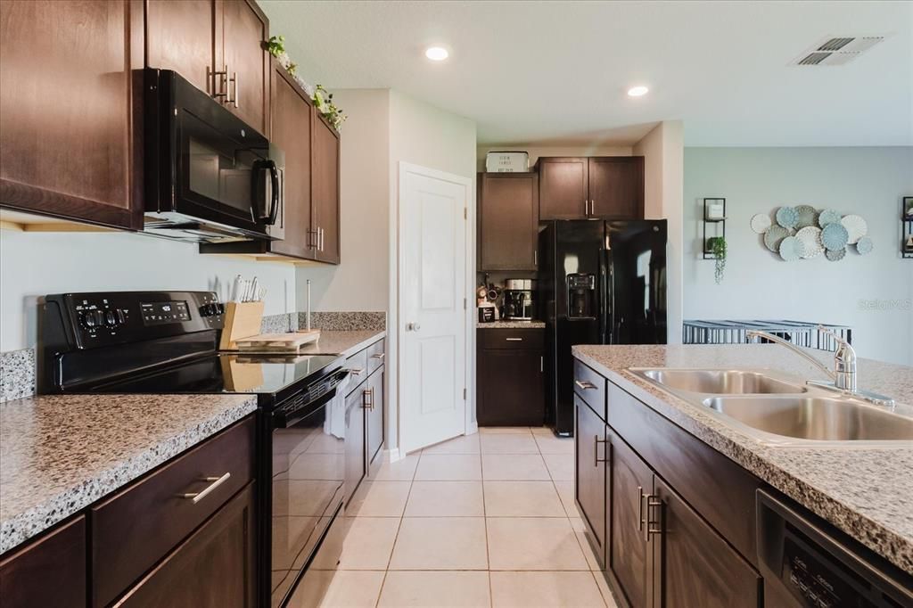 Interior, Kitchen, Recessed Lighting