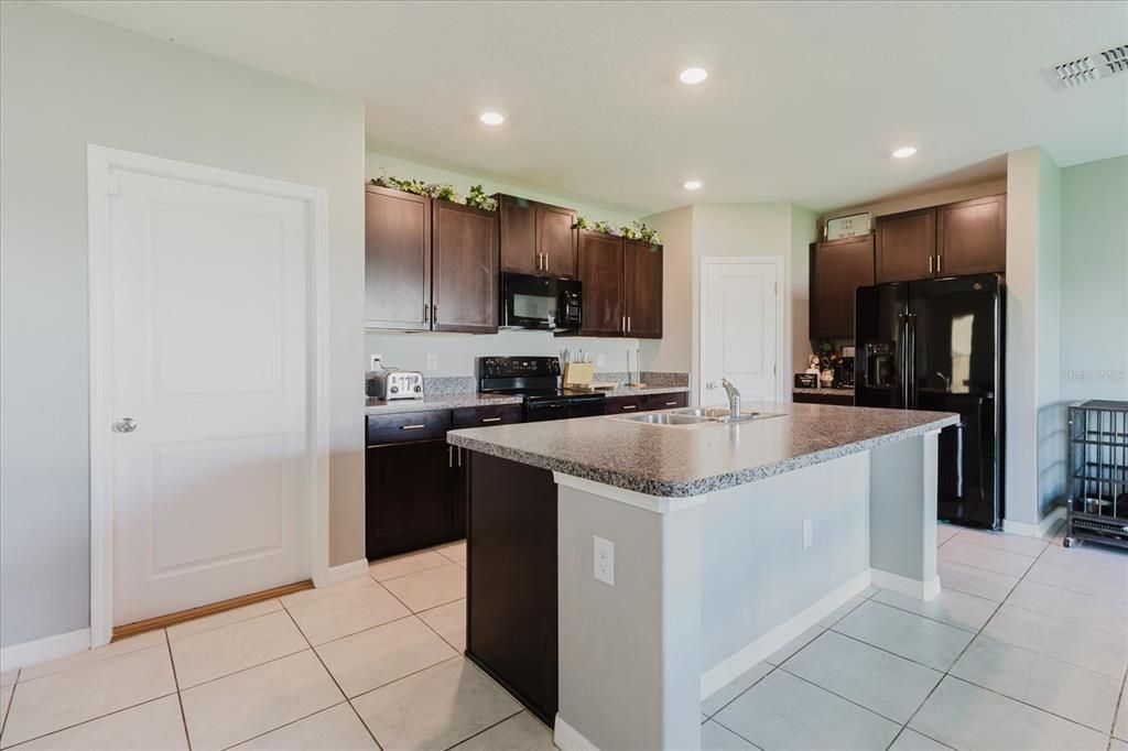 Interior, Kitchen, Recessed Lighting