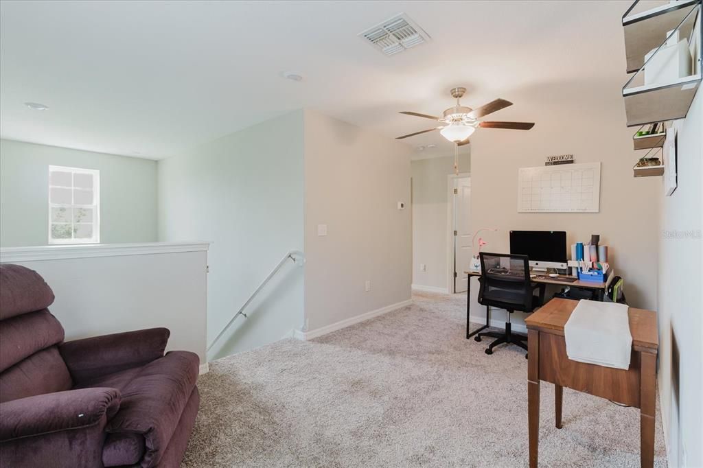 Home Office, Interior