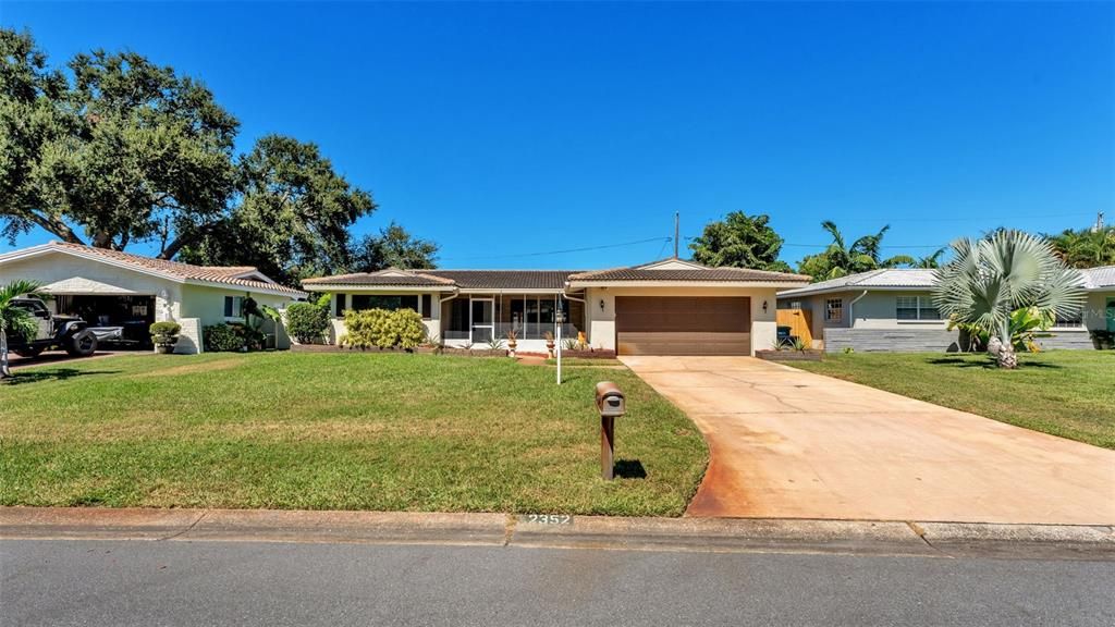 Attached, Backyard, Exterior, Facade, Ranch