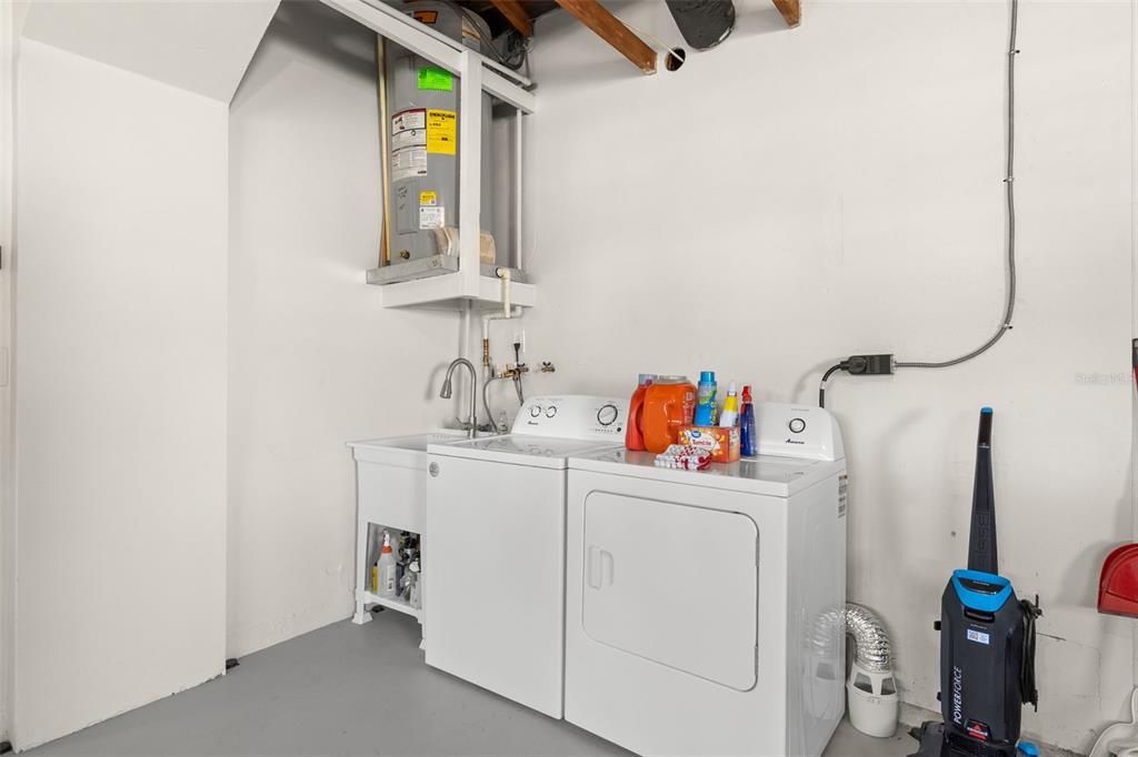 Interior, Washer