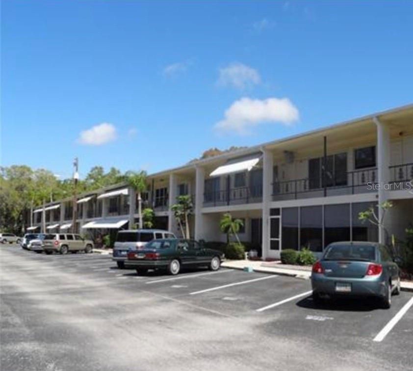 Exterior, Facade, Condo Building