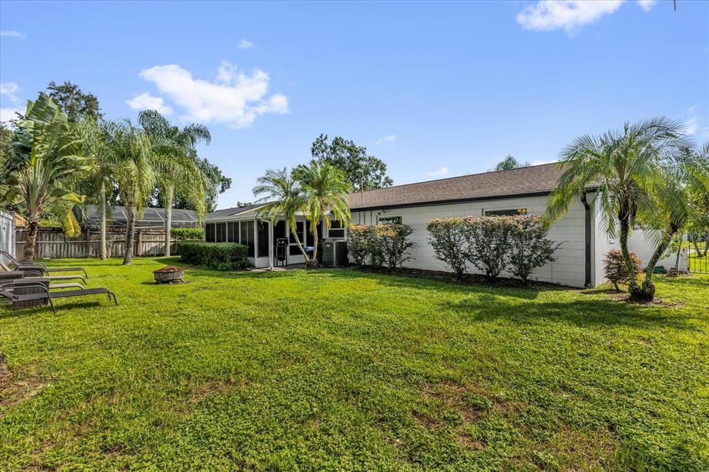 Backyard, Exterior