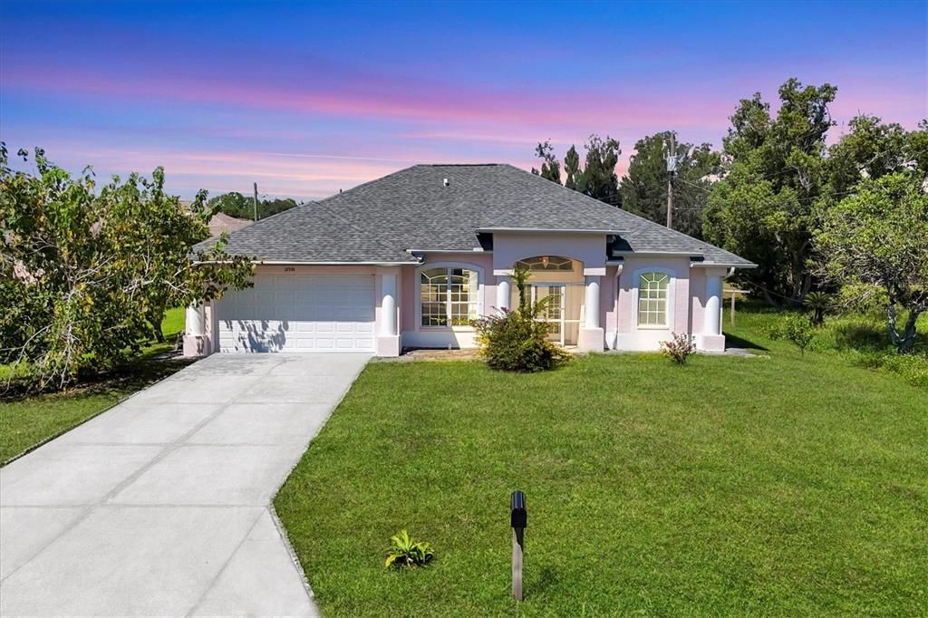 Attached, Backyard, Exterior, Facade, French Provincial