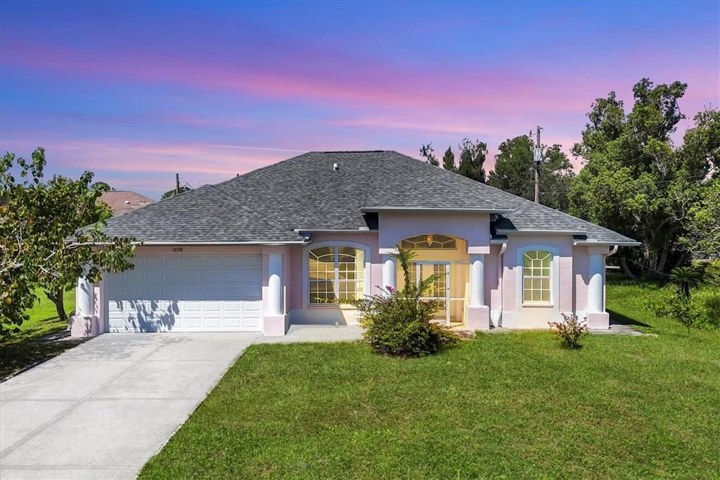 Attached, Backyard, Exterior, Facade, French Provincial