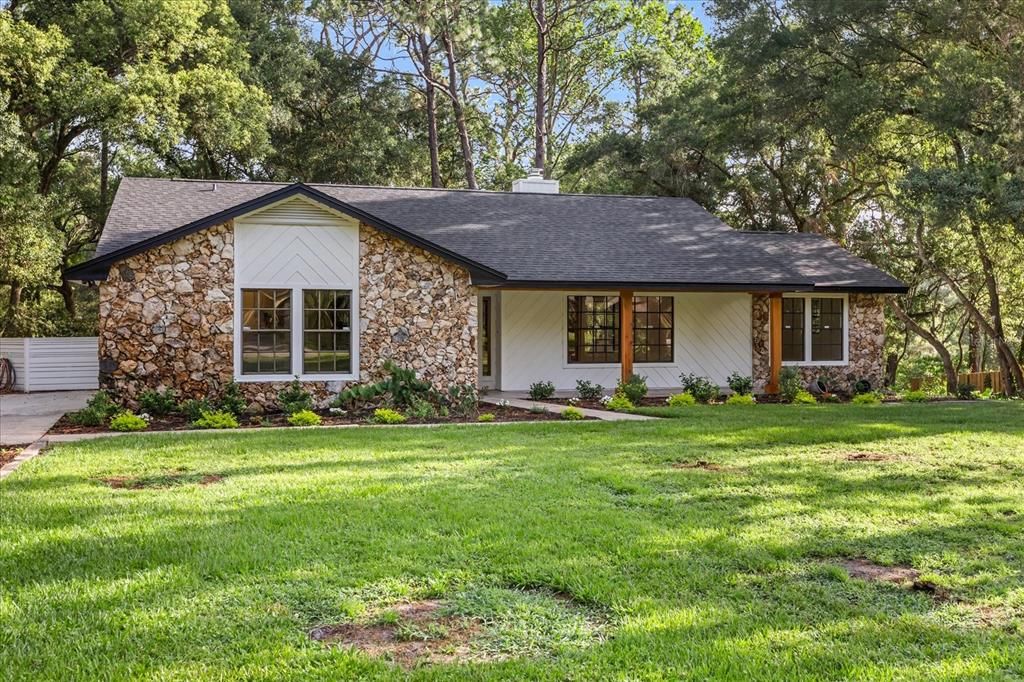 Backyard, Exterior, Facade, Ranch
