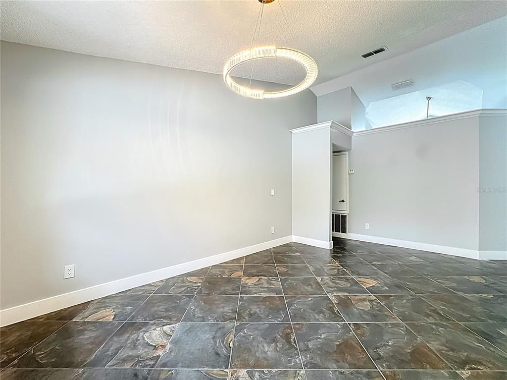 Empty room, Interior, Pendant Lights