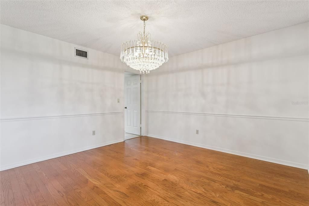 Chandelier, Empty room, Interior, Wood Texture Flooring